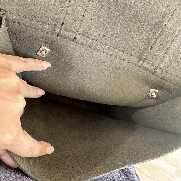 Willie and Max Black Leather Saddlebag Motorcycle CP - Picture 5 of 6